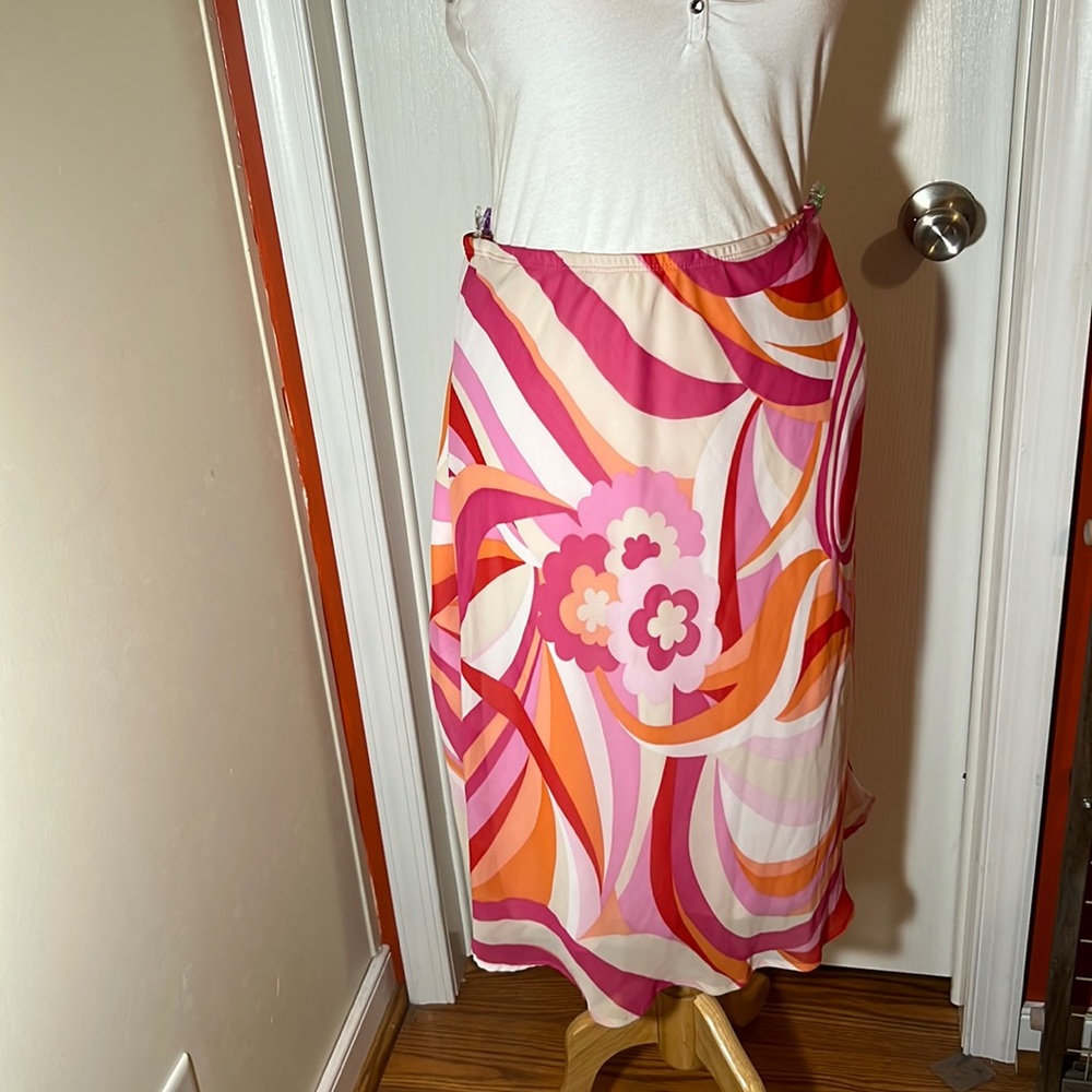 Elastic waist straight skirt